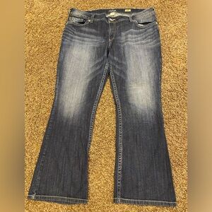 Silver Jeans Suki Bootcut Size 24